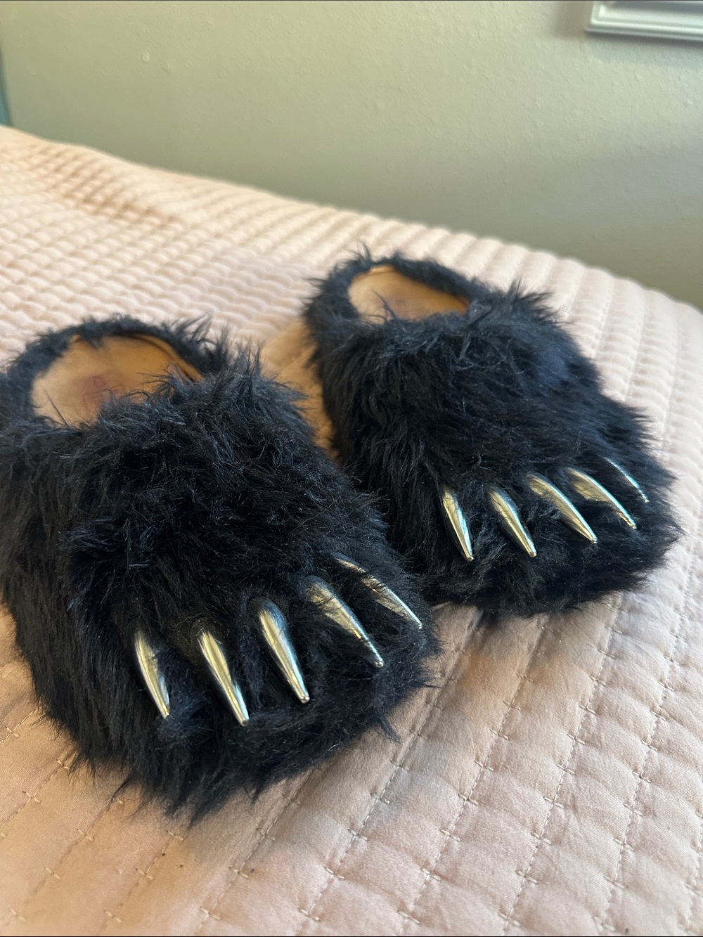 Bravest Studios Black Bear claw mulesFaux-Fur Monster Slippers with Silver Claws